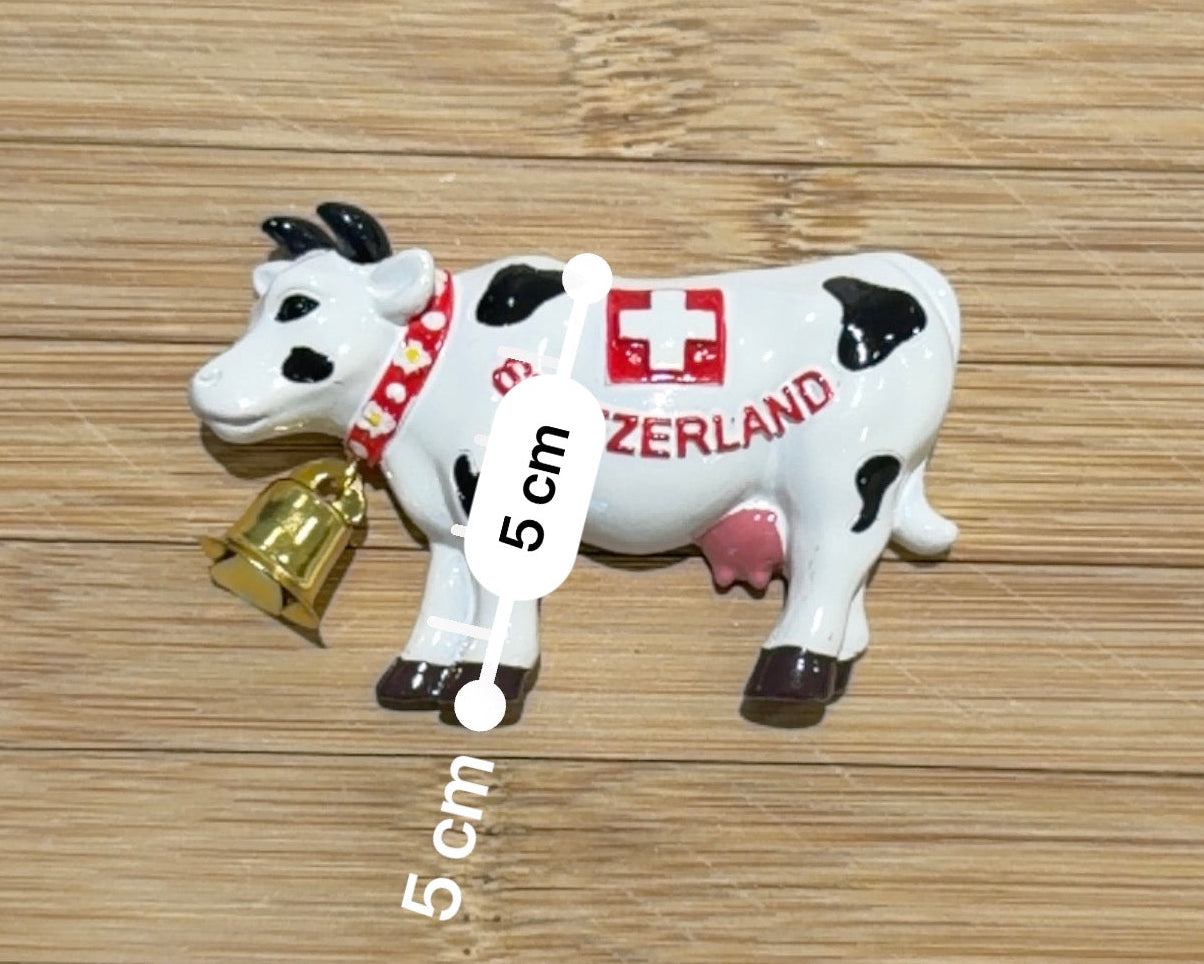 Schweizer Kuh mit Glocke – Hochwertiger 3D Magnet Schweiz Souvenir